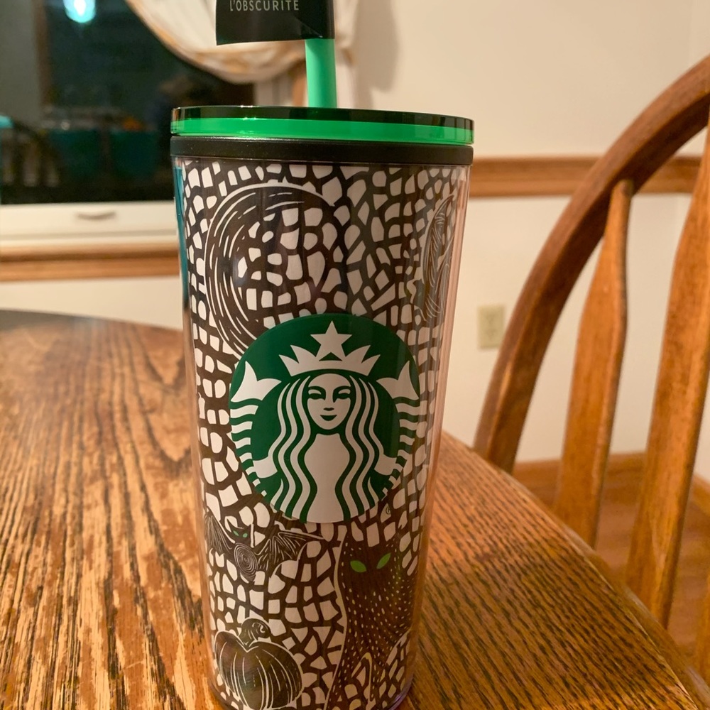 Tall Starbucks glow in the dark tumbler